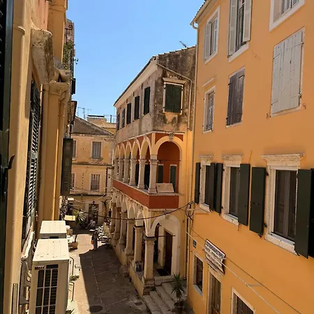 The Centric By Loc Hospitality *